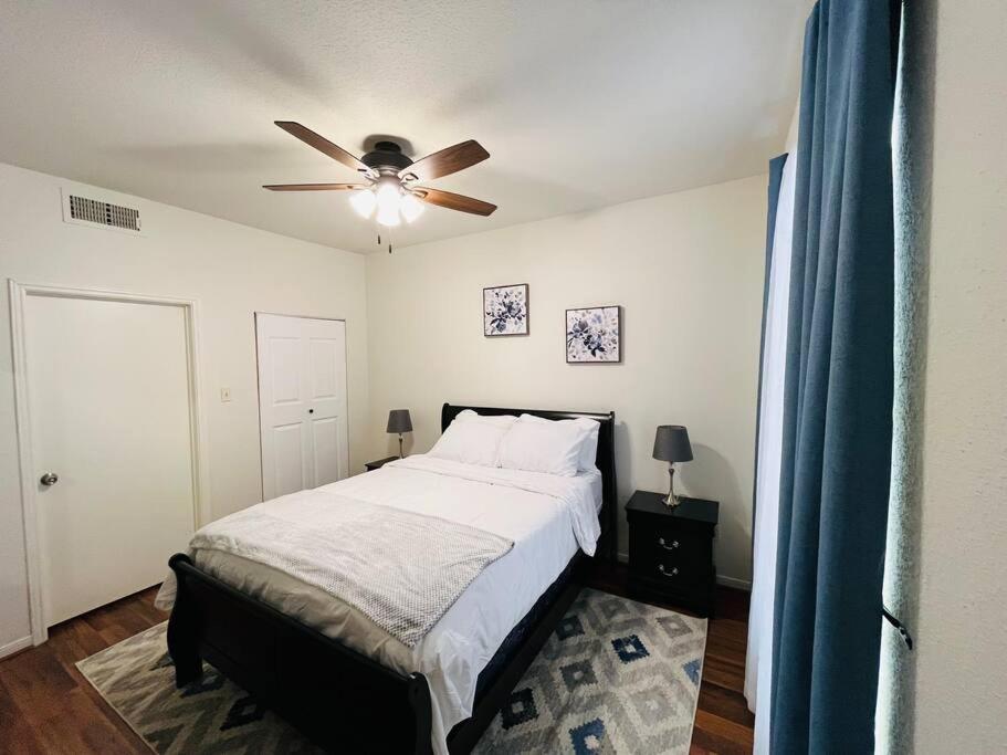 Home Away From Home-Cozy 2 Bdrm Condo/Med Cntr/Nrg Хюстън Екстериор снимка