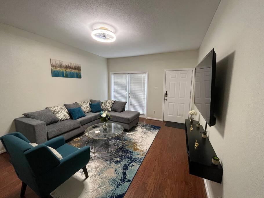Home Away From Home-Cozy 2 Bdrm Condo/Med Cntr/Nrg Хюстън Екстериор снимка