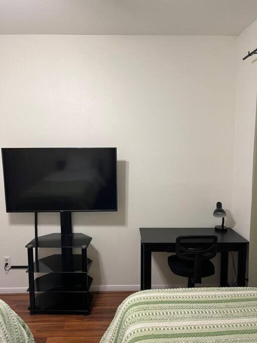 Home Away From Home-Cozy 2 Bdrm Condo/Med Cntr/Nrg Хюстън Екстериор снимка