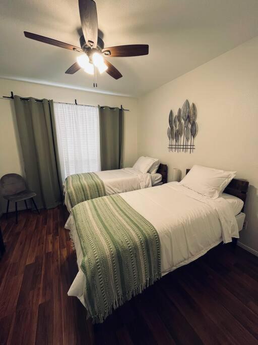 Home Away From Home-Cozy 2 Bdrm Condo/Med Cntr/Nrg Хюстън Екстериор снимка